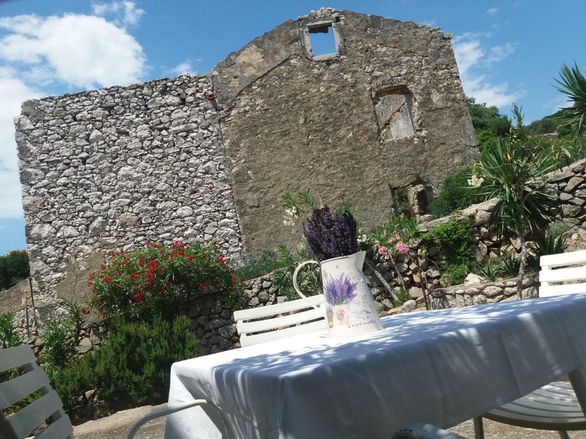 Apartment 4M Cunski Bagian luar foto