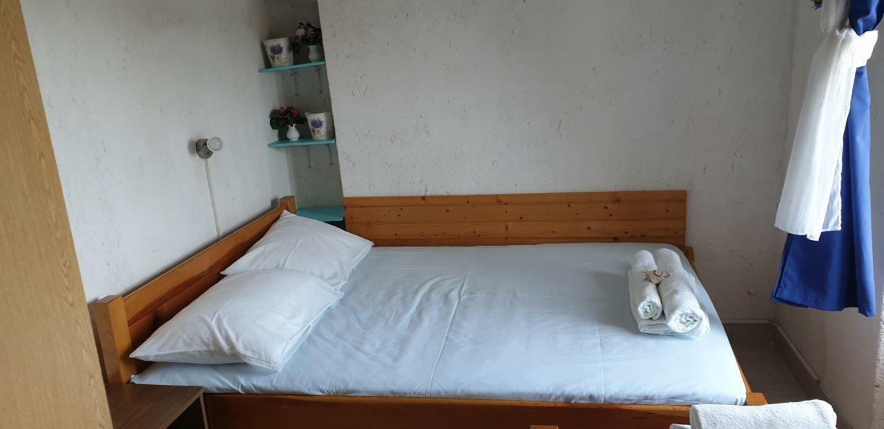 Apartment 4M Cunski Bagian luar foto